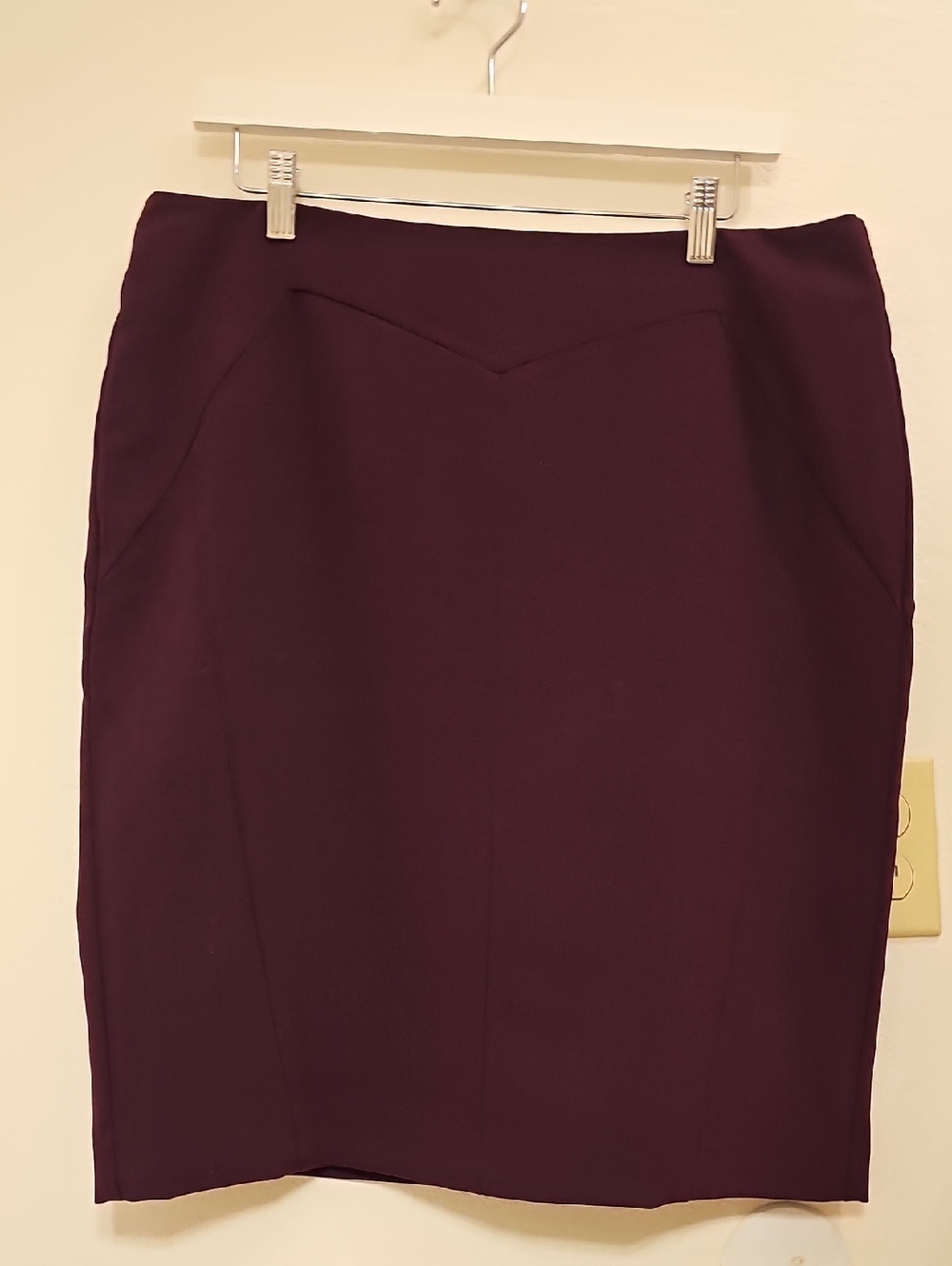Worthington Pencil Skirt